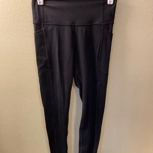 NWOT Victoria Secret leggings.